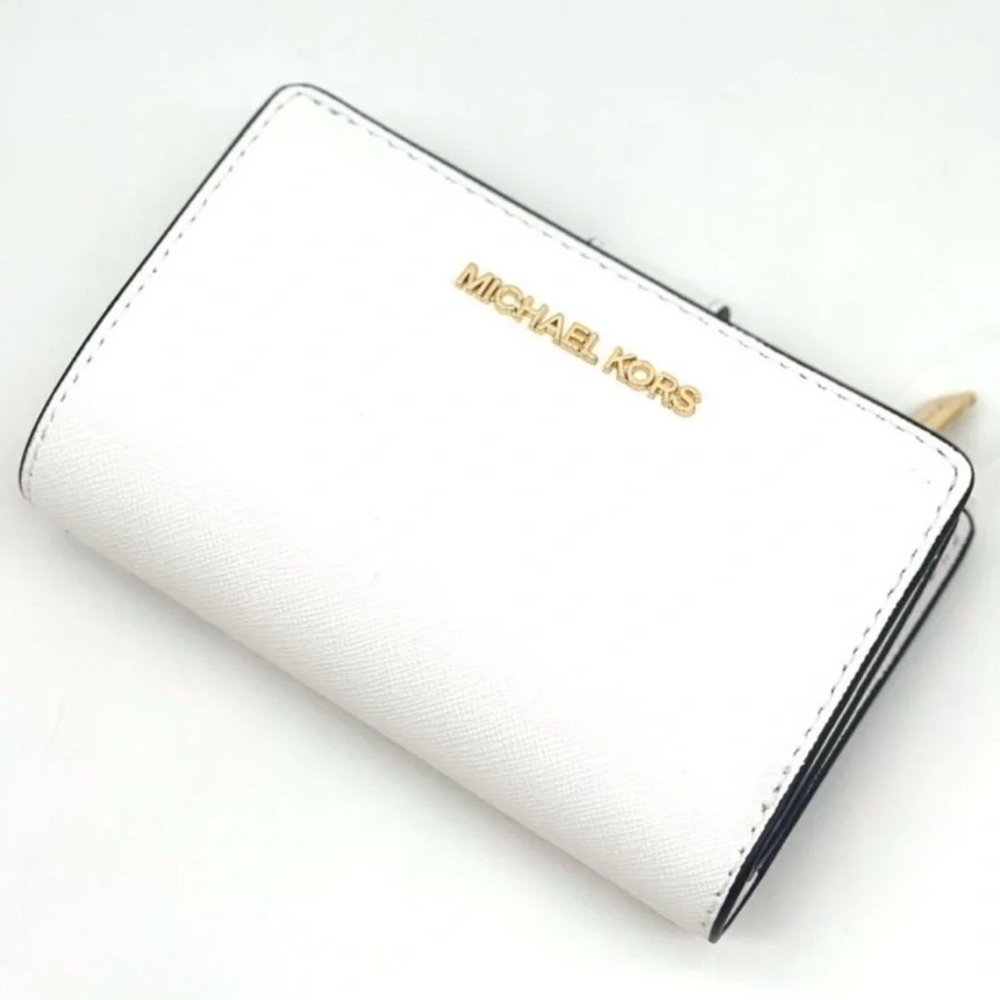 Michael Kors Bifold Zip Chain Wallet Optic White
